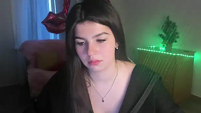 KisaModel online show from 5, 3, 2026