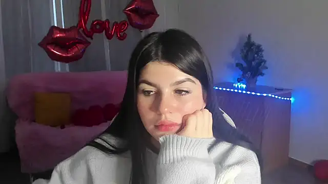 KisaModel online show from 6, 3, 2026