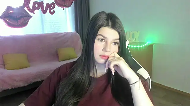 Snapshot of KisaModel chatting on 23, 4, 2026 KisaModel online show from 23, 4, 2026