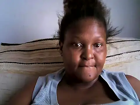 Snapshot of sweetmilkylady chatting on 6, 4, 2026 sweetmilkylady online show from 6, 4, 2026