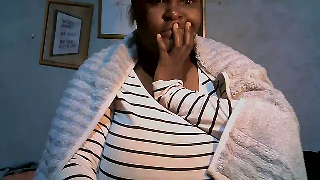 Snapshot of sweetmilkylady chatting on 11, 7, 2026 sweetmilkylady online show from 11, 7, 2026