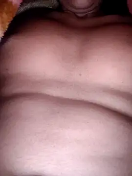 Snapshot of khusi__2004 chatting on 16, 12, 2025 khusi 2004 online show from 16, 12, 2025