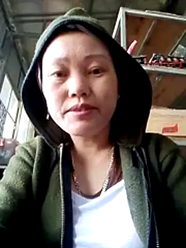 Snapshot of Heya_k2 chatting on 15, 12, 2025 Heya k2 online show from 15, 12, 2025