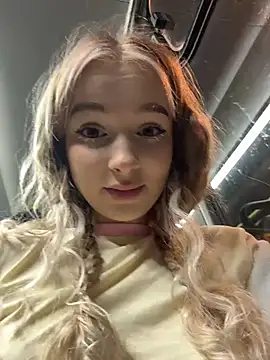 -teenytiny- online show from 19, 12, 2025