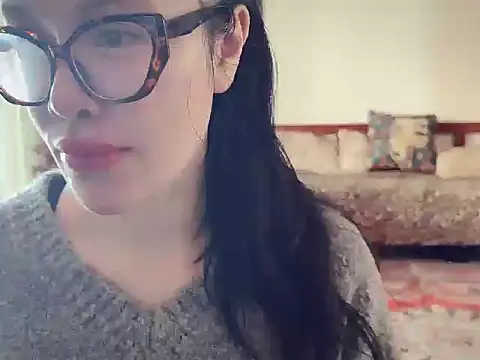 Snapshot of Aisha-AA chatting on 18, 12, 2025 Aisha-AA online show from 18, 12, 2025