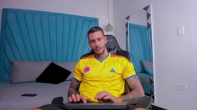 J king   online show from 26, 3, 2026