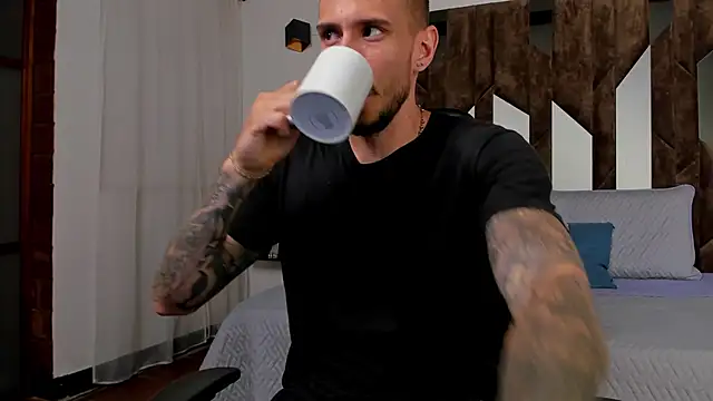 J king   online show from 9, 4, 2026