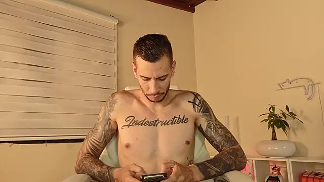 Snapshot of J_king__ chatting on 8, 7, 2026 J king online show from 8, 7, 2026