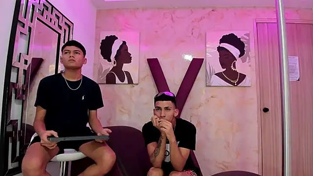 Snapshot of HORNY_PRETTY chatting on 16, 12, 2025 HORNY PRETTY online show from 16, 12, 2025