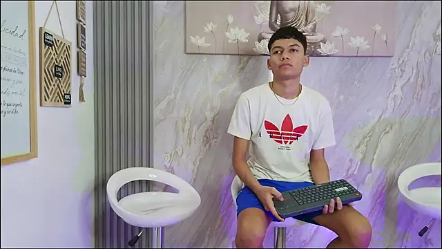 HORNY PRETTY online show from 7, 2, 2026