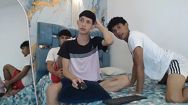 SWEET RABBIT1 online show from 6, 1, 2026