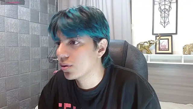 Snapshot of CodyTaylor_ chatting on 14, 12, 2025 CodyTaylor online show from 14, 12, 2025