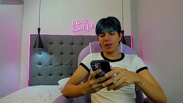 Snapshot of CodyTaylor_ chatting on 16, 12, 2025 CodyTaylor online show from 16, 12, 2025