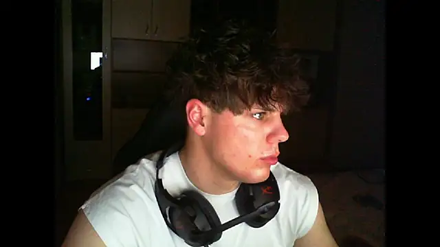 GymGuy0505 online show from 14, 12, 2025