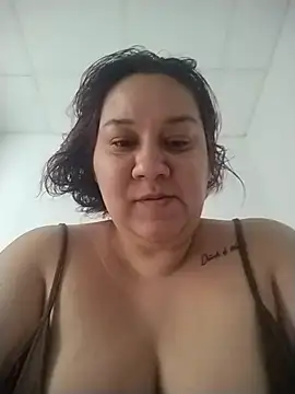 Snapshot of sharon_G chatting on 1, 6, 2026 sharon G online show from 1, 6, 2026
