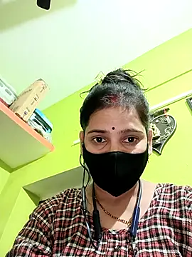 Snapshot of Lali-laila chatting on 15, 12, 2025 Lali-laila online show from 15, 12, 2025