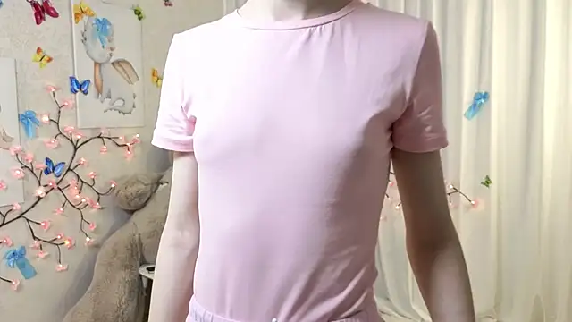 Snapshot of ViollaBloom chatting on 23, 12, 2025 ViollaBloom online show from 23, 12, 2025