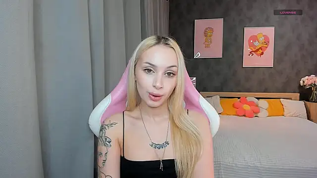 Snapshot of LanaMiracle chatting on 25, 2, 2026 LanaMiracle online show from 25, 2, 2026