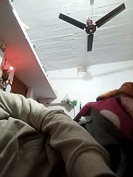 Snapshot of Lovely_priya1001 chatting on 16, 12, 2025 Lovely priya1001 online show from 16, 12, 2025