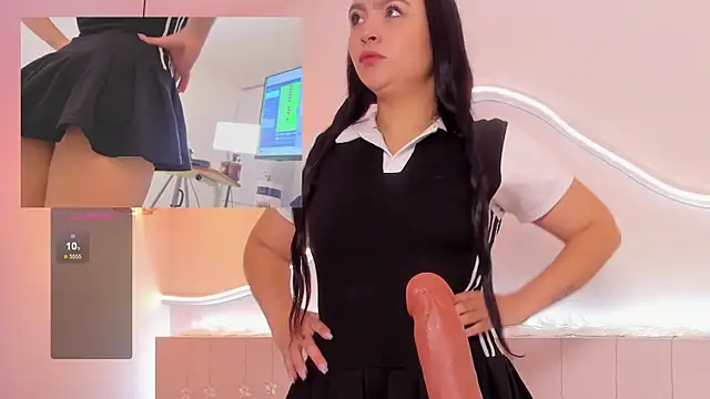 kylie river online show from 22, 12, 2025