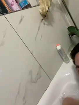 Juliann69Ramiro online show from 21, 2, 2026