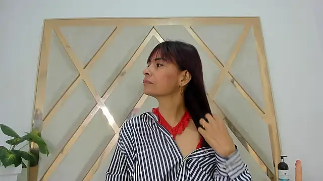 Snapshot of Selenaasm chatting on 15, 1, 2026 Selenaasm online show from 15, 1, 2026