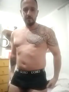 Snapshot of Tonybp84 chatting on 16, 12, 2025 Tonybp84 online show from 16, 12, 2025