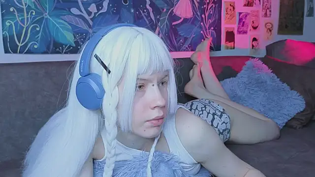 Snapshot of PeacchyPawss chatting on 11, 5, 2026 PeacchyPawss online show from 11, 5, 2026