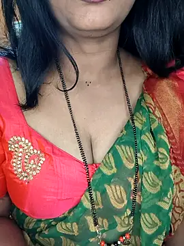 Snapshot of Rachu_love chatting on 17, 12, 2025 Rachu love online show from 17, 12, 2025