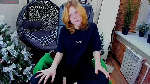 Soft Flame online show from 21, 12, 2025