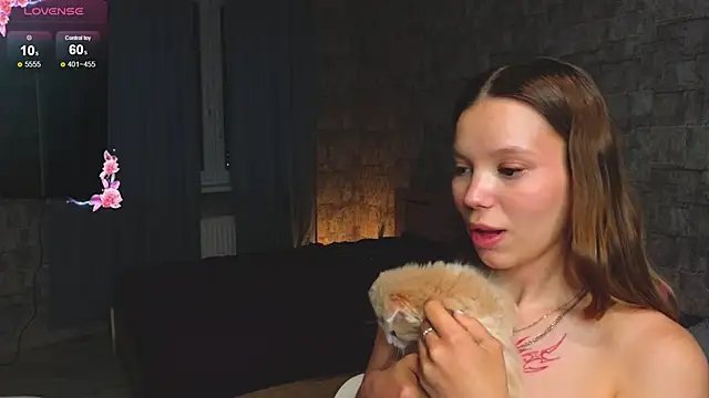 Snapshot of Cara_Sweet1 chatting on 28, 5, 2026 Cara Sweet1 online show from 28, 5, 2026