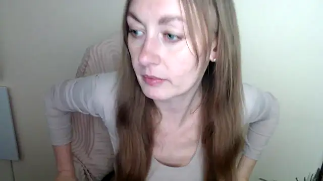 Snapshot of LiaSeass_ chatting on 28, 4, 2026 LiaSeass online show from 28, 4, 2026