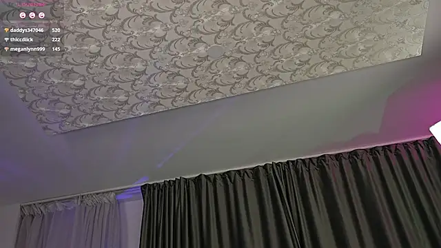 creampussyy online show from 10, 3, 2025