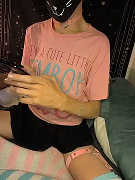 Femboitea-official online show from 15, 12, 2025