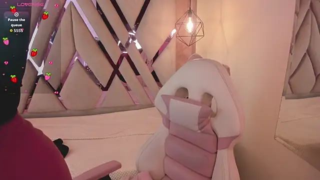 Lovely-martina online show from 5, 2, 2026