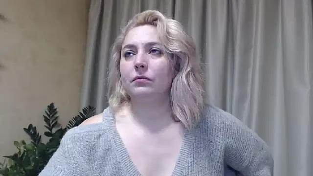 sweetpussy13 online show from 4, 2, 2025