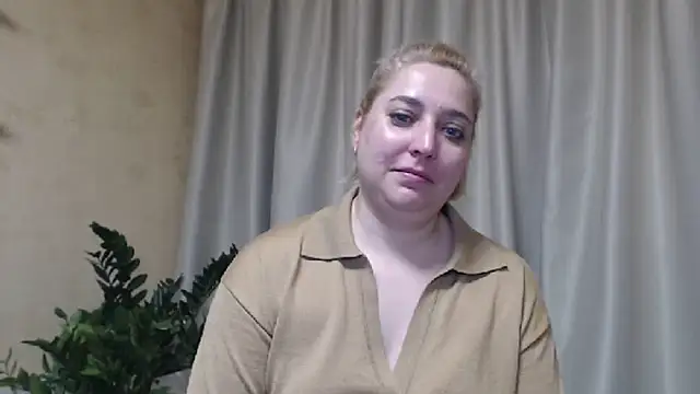 sweetpussy13 online show from 15, 3, 2025
