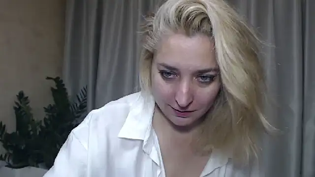 sweetpussy13 online show from 19, 9, 2025