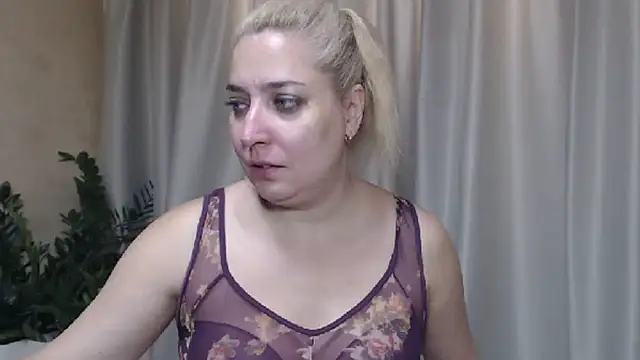 sweetpussy13 online show from 20, 9, 2025