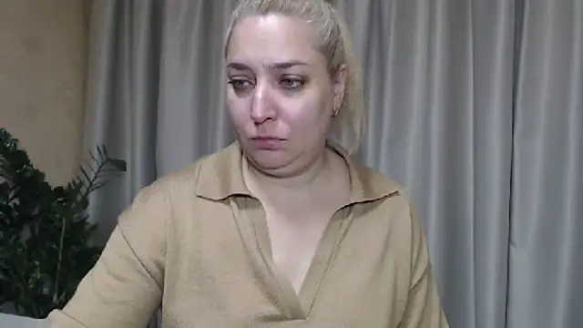 sweetpussy13 online show from 11, 10, 2025