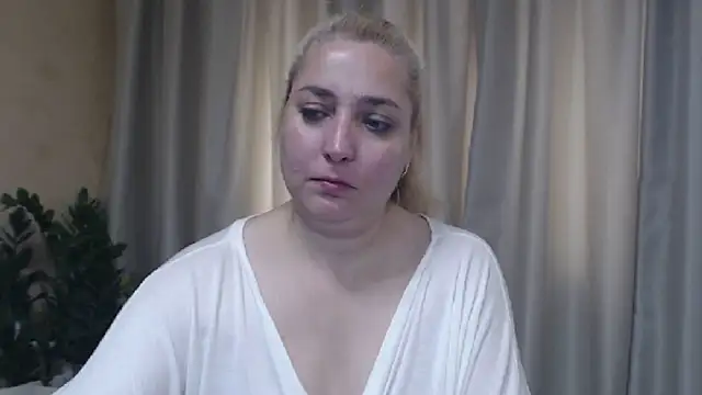 sweetpussy13 online show from 2, 7, 2026