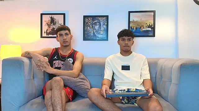 Snapshot of DIAMOND_BLACKS chatting on 8, 2, 2026 DIAMOND BLACKS online show from 8, 2, 2026