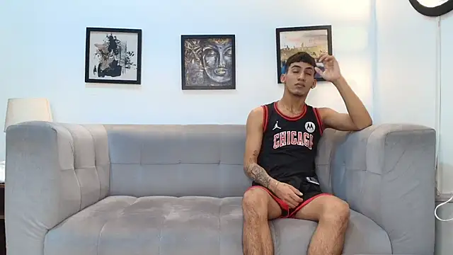 Snapshot of DIAMOND_BLACKS chatting on 21, 2, 2026 DIAMOND BLACKS online show from 21, 2, 2026