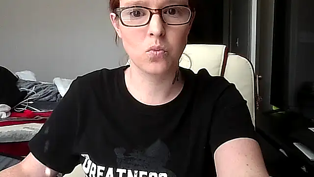 Snapshot of redremmi chatting on 26, 2, 2026 redremmi online show from 26, 2, 2026