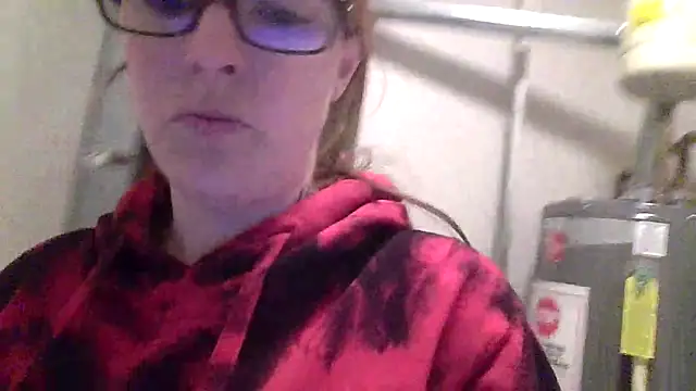 Snapshot of redremmi chatting on 1, 3, 2026 redremmi online show from 1, 3, 2026