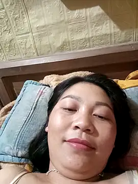 Snapshot of Happy_sexyx chatting on 16, 12, 2025 Happy sexyx online show from 16, 12, 2025