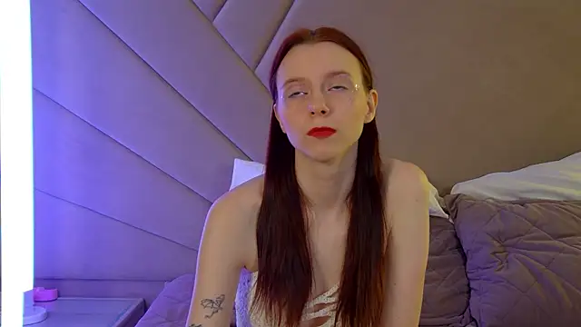 Snapshot of ArinaKubrick chatting on 5, 7, 2026 ArinaKubrick online show from 5, 7, 2026