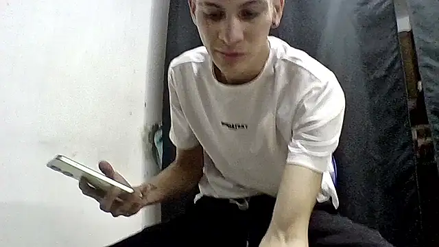 sam hotttt  online show from 9, 1, 2026