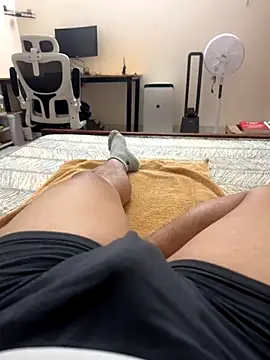 Snapshot of battman4488 chatting on 15, 12, 2025 battman4488 online show from 15, 12, 2025