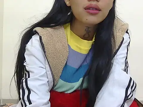 Snapshot of Cristina_love69 chatting on 17, 12, 2025 Cristina love69 online show from 17, 12, 2025